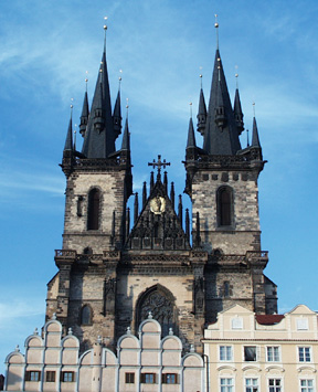 17-church.jpg (93096 bytes)