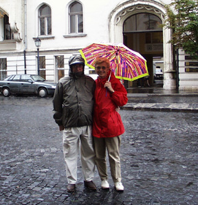 21-rain.jpg (104922 bytes)