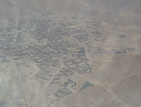 28-suburbs.jpg (60952 bytes)