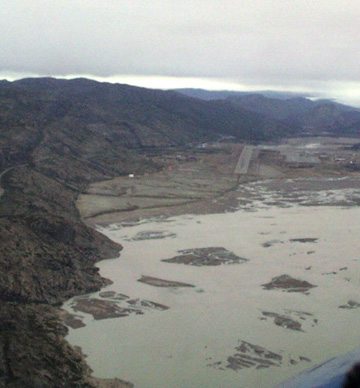 3-landing.jpg (102613 bytes)