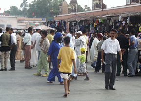30-people.jpg (71572 bytes)
