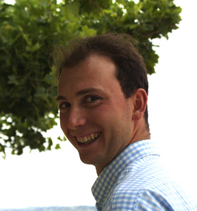 34-xavier.jpg (80908 bytes)