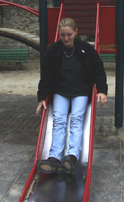 36-slidesoph.jpg (56361 bytes)