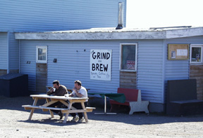 46-grind.jpg (60404 bytes)