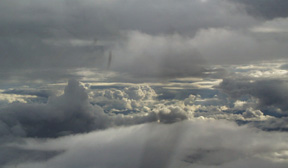 47-clouds.jpg (42516 bytes)