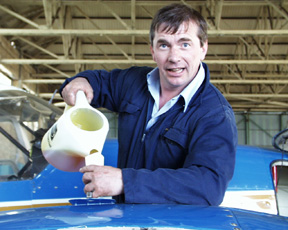 6andrew.jpg (77390 bytes)