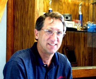 jay.jpg (61731 bytes)
